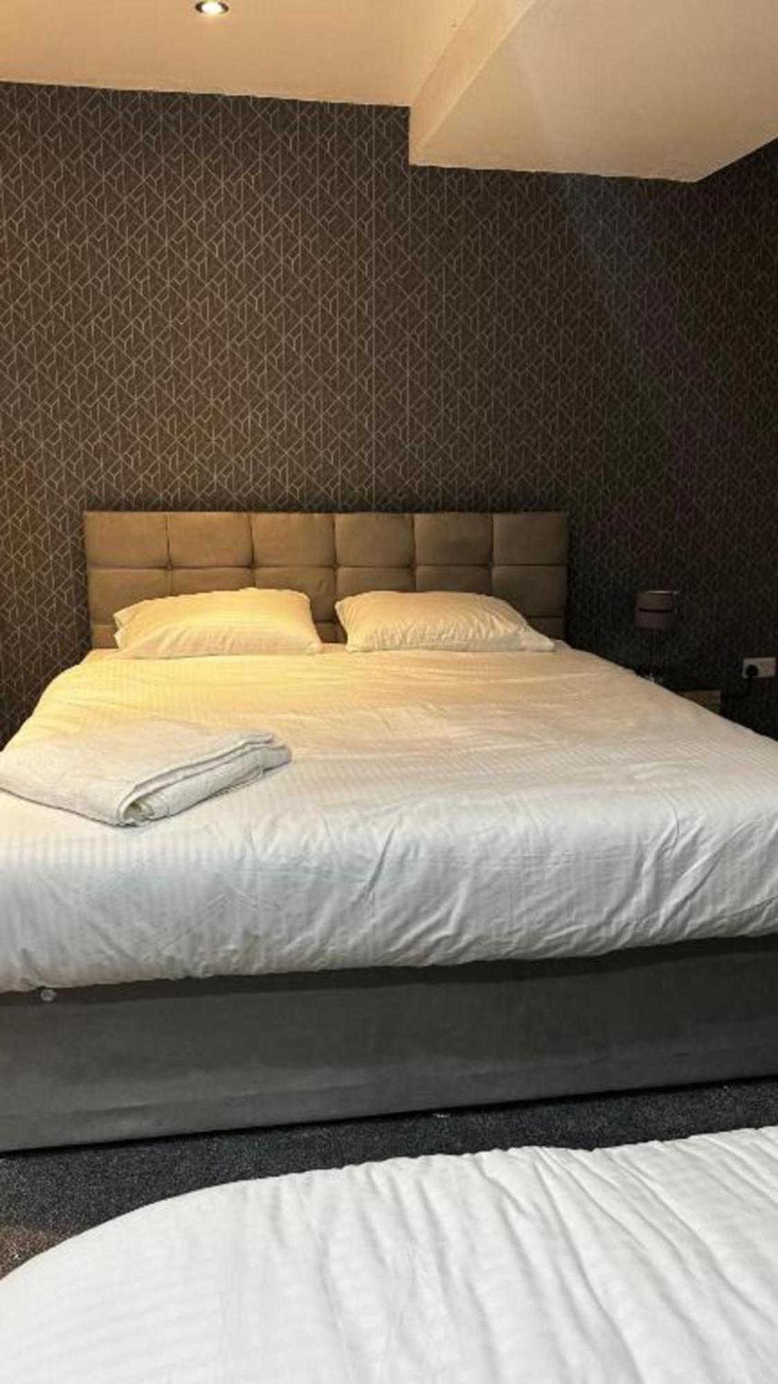 Hotel Oyo The Pleasant House Manchester Zewnętrze zdjęcie