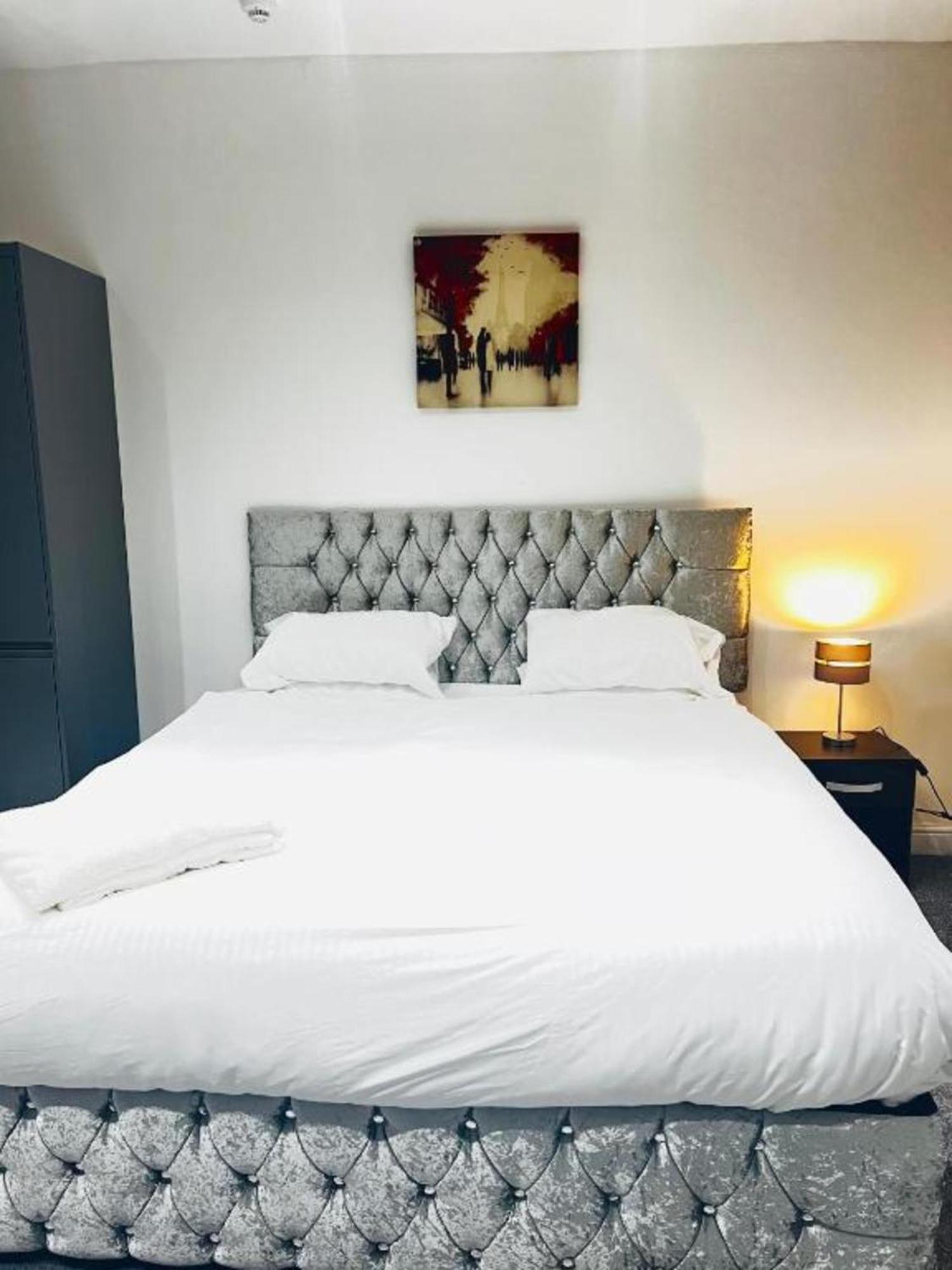 Hotel Oyo The Pleasant House Manchester Zewnętrze zdjęcie