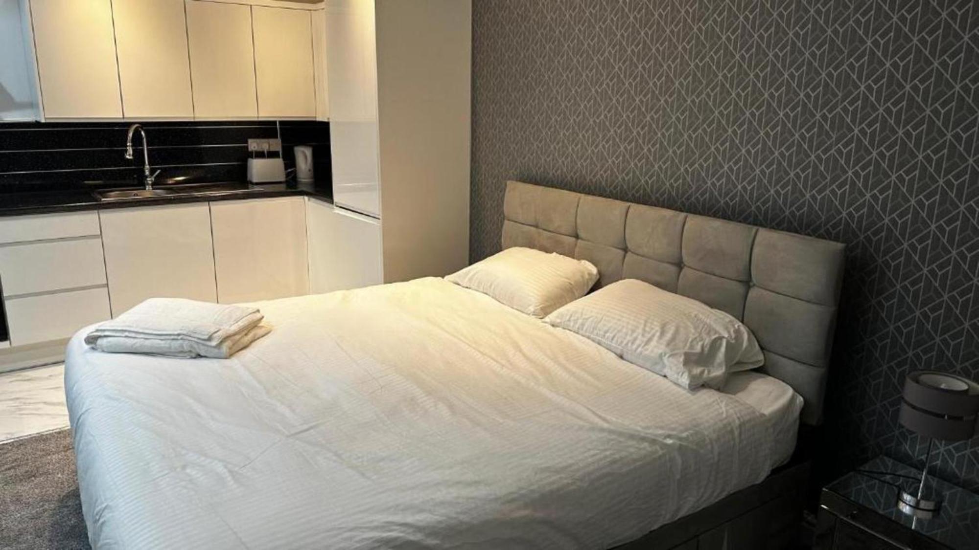 Hotel Oyo The Pleasant House Manchester Zewnętrze zdjęcie